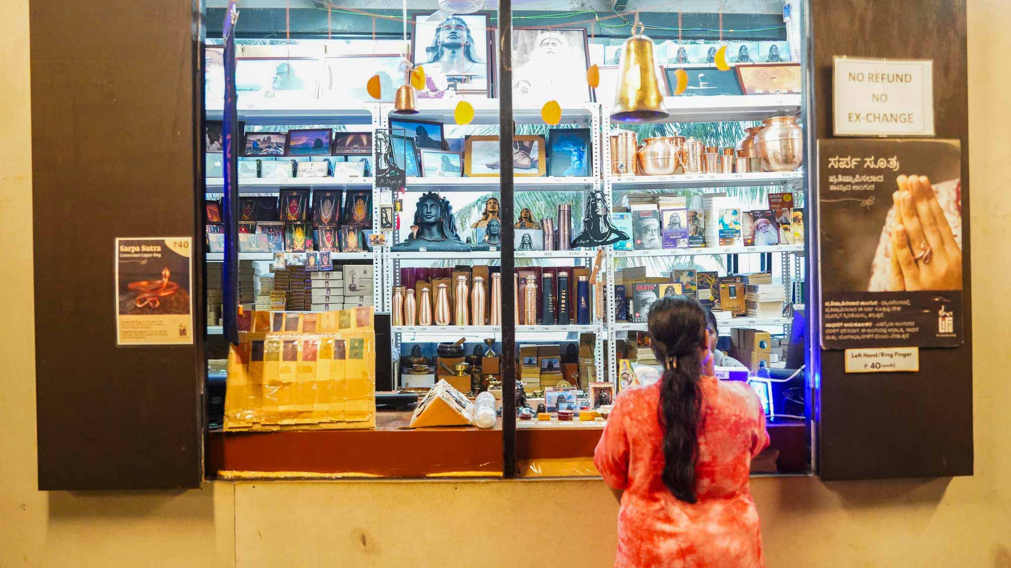 Don’t Miss Out: Tourists Flock to This Unique Shiv Festival!